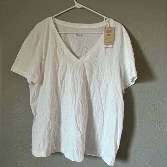 New MNG Mango Sheer V neck white top - Picture 3 of 6